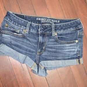 American Eagle Outfitters Blue Jean Shorts Classic Distressed Style